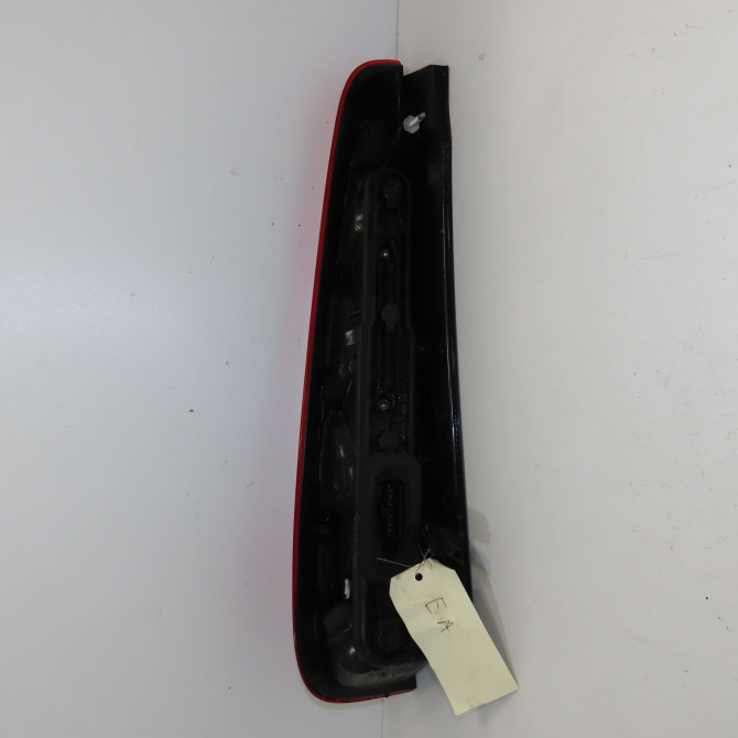 Feu arrière droit occasion FORD CMAX I Phase 2 03-2007->09-2010 1.8 TDCI 8v 115ch 1543051 2