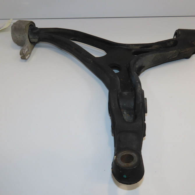 Triangle inf avd occasion MERCEDES CLASSE ML II phase 1 03-2005->09-2008 1643303807 1