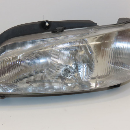 Phare gauche occasion PEUGEOT 106 Phase 2 04-1996->09-2003 1.0i 6204P4