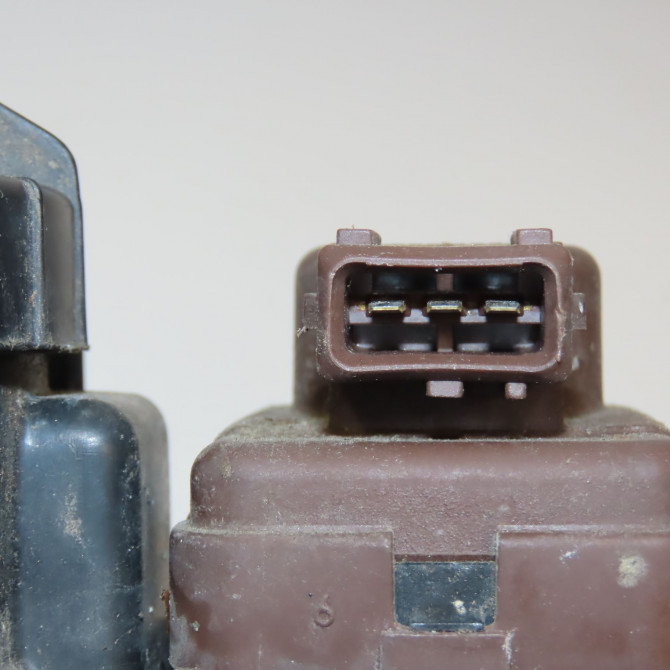 Phare gauche occasion PEUGEOT 106 Phase 2 04-1996->09-2003 1.0i 6204P4 3