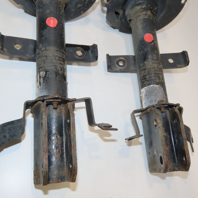 Amortisseur avant droit occasion RENAULT CAPTUR Phase 1 02-2013->... 0.9 90 ch 543026734R 4