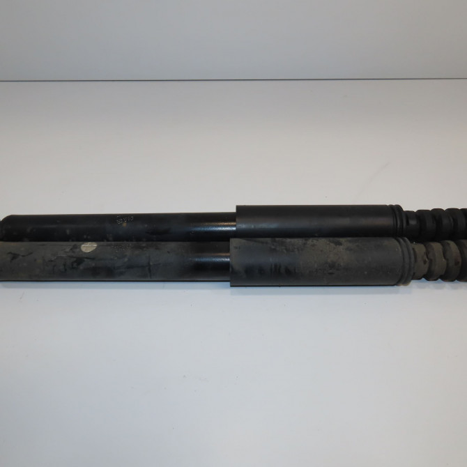 Amortisseur arrière droit occasion RENAULT CAPTUR Phase 1 02-2013->... 0.9 90 ch 562107338R 1