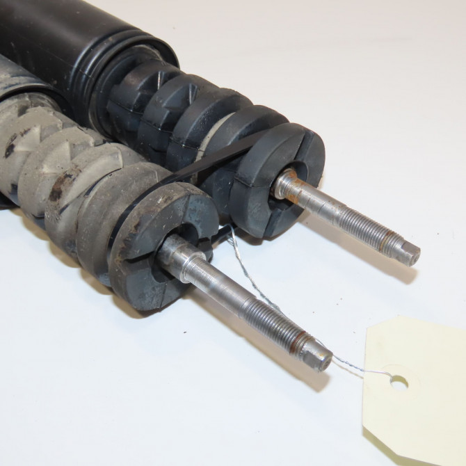 Amortisseur arrière droit occasion RENAULT CAPTUR Phase 1 02-2013->... 0.9 90 ch 562107338R 2