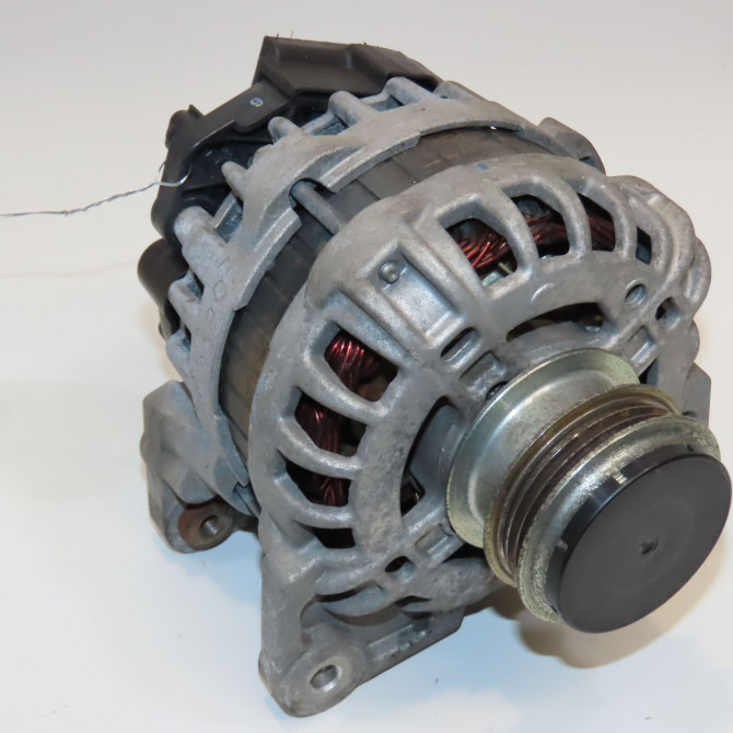 Alternateur occasion RENAULT CLIO IV Phase 1 07-2012->... 1.2i 16v 75ch 231001107R 1