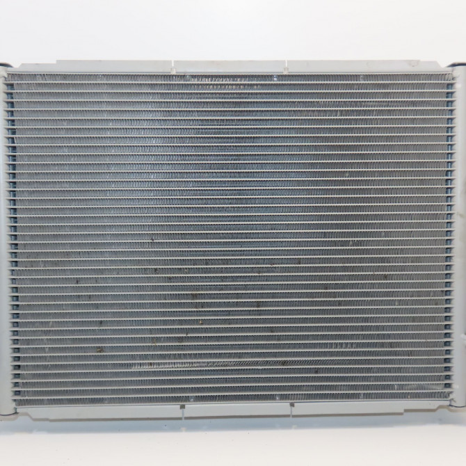 Radiateur occasion RENAULT CLIO III Phase 1 09-2005->03-2009 1.4i 16v 100ch 1