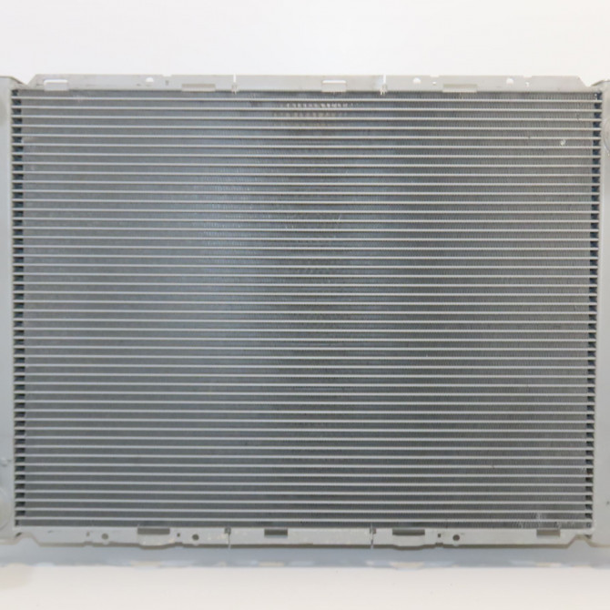 Radiateur occasion RENAULT CLIO III Phase 1 09-2005->03-2009 1.4i 16v 100ch 2