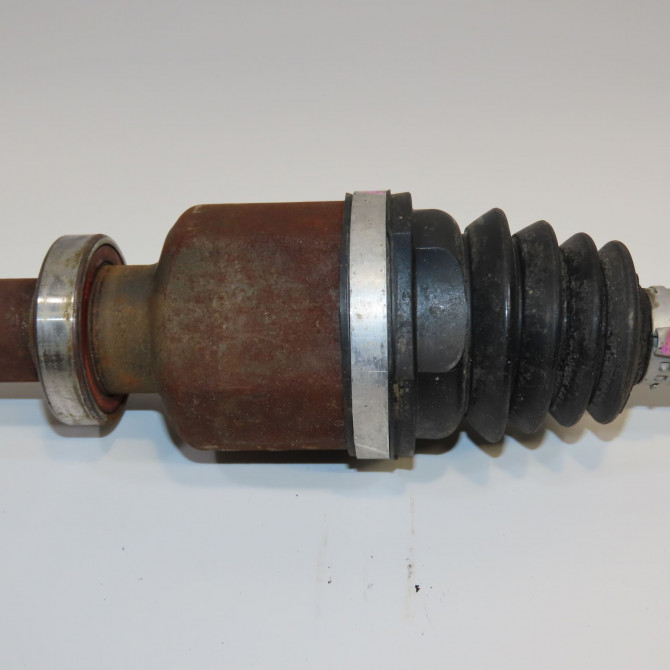 Transmission avant droite occasion RENAULT CLIO III Phase 1 09-2005->03-2009 1.4i 16v 100ch 8200618111 3