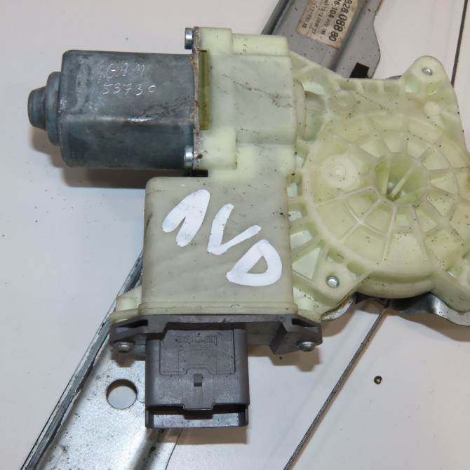 Mecanisme + moteur lève-glace avant droit occasion PEUGEOT 3008 I Phase 1 04-2009->12-2013 1.6 HDI 110ch 3