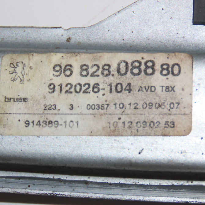 Mecanisme + moteur lève-glace avant droit occasion PEUGEOT 3008 I Phase 1 04-2009->12-2013 1.6 HDI 110ch 5