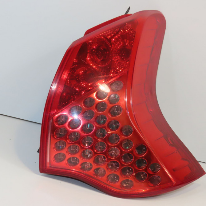 Feu arrière droit occasion PEUGEOT 3008 I Phase 1 04-2009->12-2013 1.6 HDI 110ch 1