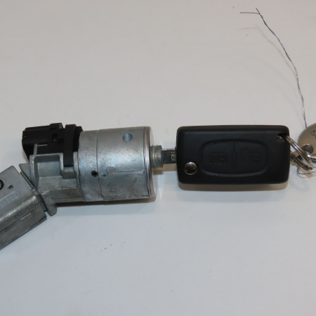 Antivol de direction occasion PEUGEOT 207 Phase 1 04-2006->06-2013 1.4i 75ch