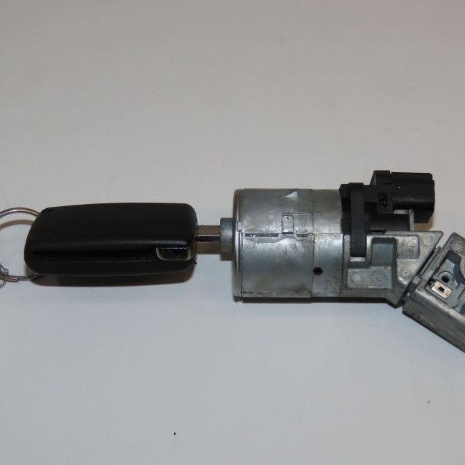 Antivol de direction occasion PEUGEOT 207 Phase 1 04-2006->06-2013 1.4i 75ch 2