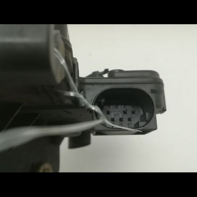 Serrure porte avg occasion B.M.W. SERIE 3 IV Phase 2 09-2001->03-2005 330d 184ch 51217011241 3