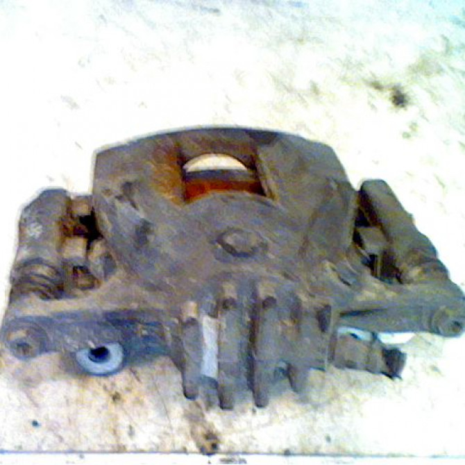 Etrier de frein avant droit occasion RENAULT TRAFIC III Phase 1 06-2014->... 1.6 DCI 120ch 410013477R 2