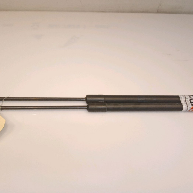 Verin droit hayon occasion VOLKSWAGEN GOLF PLUS Phase 1 03-2005->03-2009 1.9 TDI 105ch 5M0827550A 1