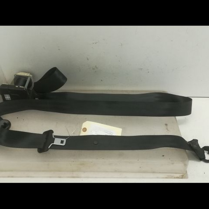 Ceinture arrière gauche occasion RENAULT TWINGO II Phase 2 12-2011->12-2014 1.2i 16v 75ch 8200813030 1