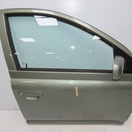 Porte avant droite occasion TOYOTA YARIS I Phase 2 03-2003->12-2005 1.0i 65ch