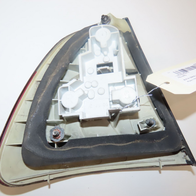 Feu arrière droit occasion B.M.W. SERIE 3 IV Phase 1 04-1995->04-1999 330D 183ch 63218368758 2