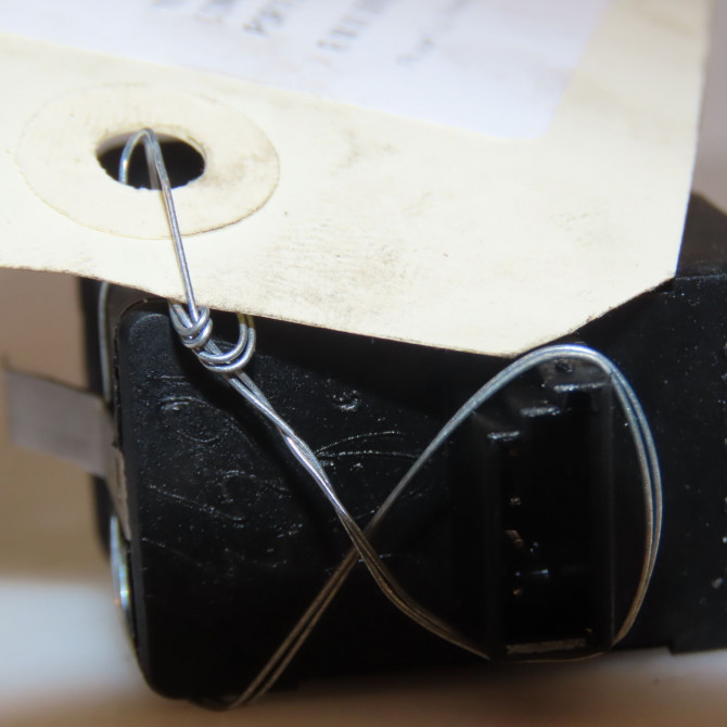 Commande leve-glace porte arrière droite occasion B.M.W. SERIE 3 IV Phase 2 09-2001->03-2005 320d 61316902174 3