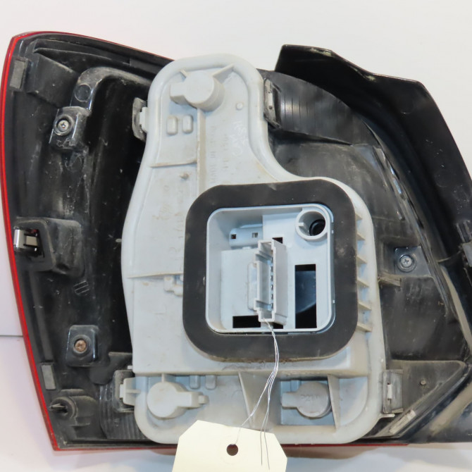 Feu arrière droit occasion VOLKSWAGEN POLO V Phase 2 02-2014->... 6R0945096AH 2