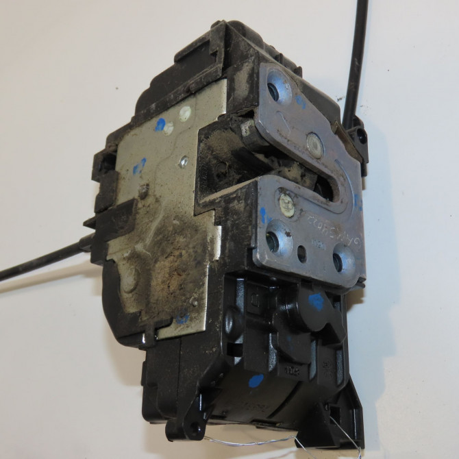 Serrure porte ard occasion RENAULT MODUS Phase 2 01-2008->12-2012 1.5 DCI 85ch 8200522056 1