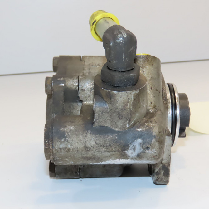 Pompe direction assistee occasion RENAULT MASTER II Phase 1 09-1997->11-2003 2.8 DTI 115ch 7700300535 4