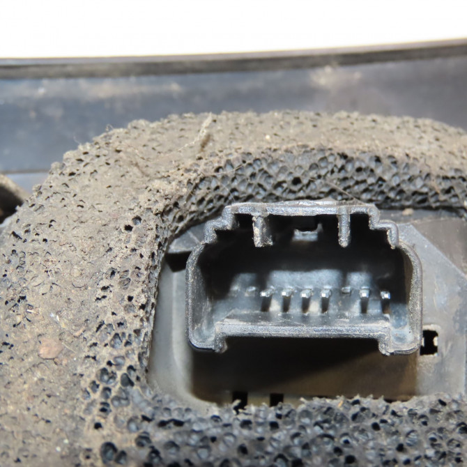 Feu arrière droit occasion CITROEN C1 I Phase 2 11-2008->01-2012 1.0i 12v 70ch 6351X8 3