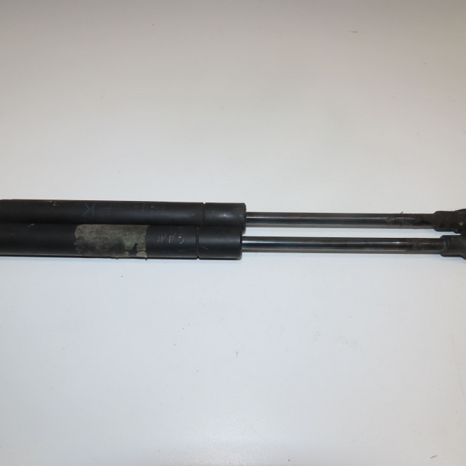 Verin d capot occasion B.M.W. SERIE 3 IV Phase 1 04-1995->04-1999 330D 183ch 51238202688 1