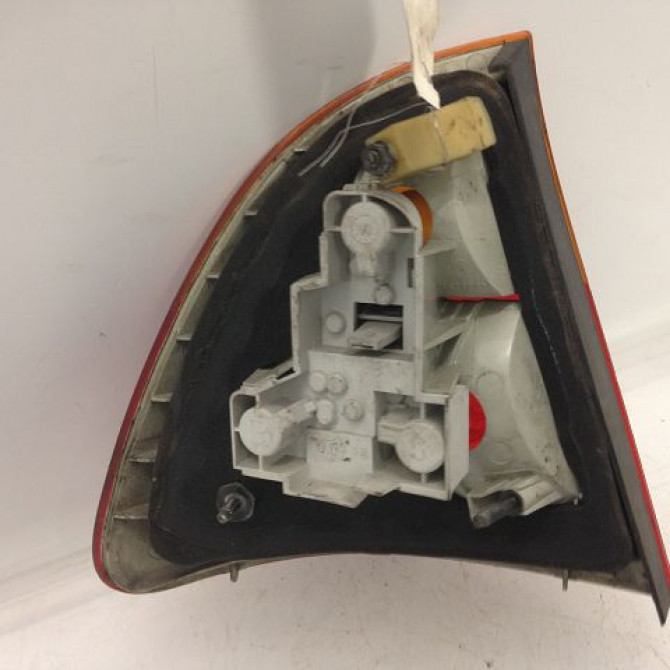 Feu arrière droit occasion B.M.W. SERIE 3 IV Phase 2 09-2001->03-2005 320d 63218368758 2