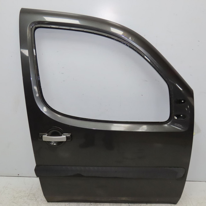 Porte avant droite occasion FIAT DOBLO I Phase 2 01-2006->12-2009 1.9 DT MULTijet 51847705 1