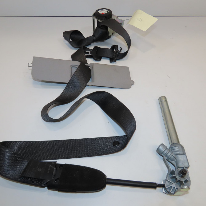 Ceinture avant gauche occasion OPEL CORSA IV Phase 2 01-2011->03-2015 1.2 TWINPORT 85ch 13290236 1