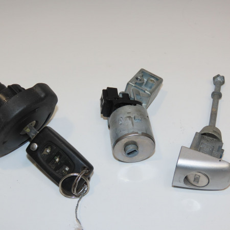 Kit serrures + antivol occasion CITROEN C5 II Phase 1 04-1995->04-1999 2.0 HDI 140ch 4162NS