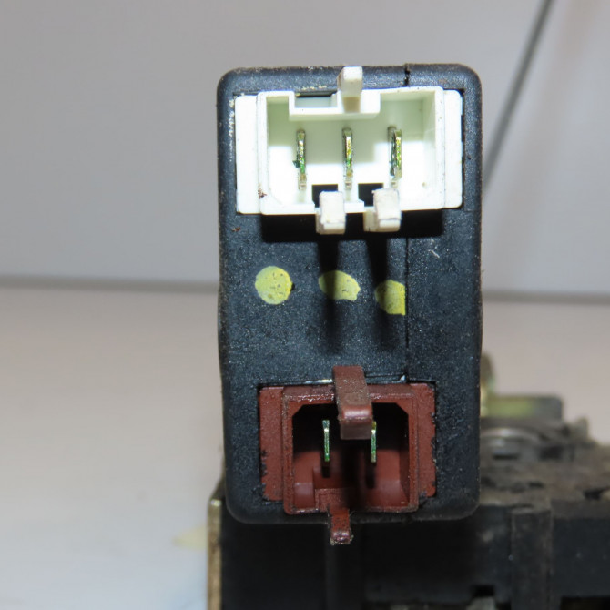 Serrure porte avg occasion CITROEN ZX Phase 2 07-1994->06-1998 1.9 D 96056002 3