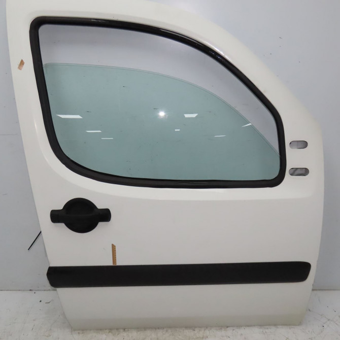 Porte avant droite occasion FIAT DOBLO I Phase 2 01-2006->12-2009 1.3 DT 75ch 51847705 1