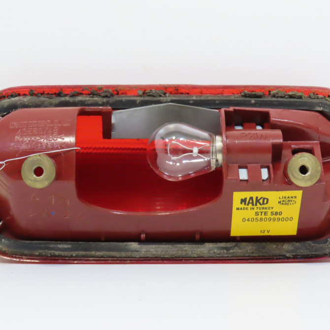 Feux stop supplementaire occasion FIAT DOBLO I Phase 2 01-2006->12-2009 1.3 DT 75ch 46808225 2
