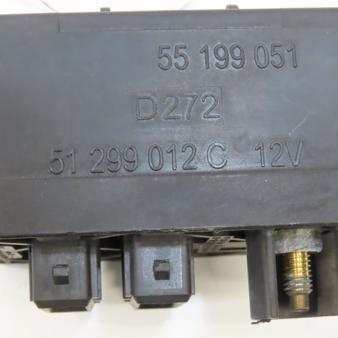 Boitier de préchauffage occasion FIAT DOBLO I Phase 2 01-2006->12-2009 1.3 DT 75ch 4