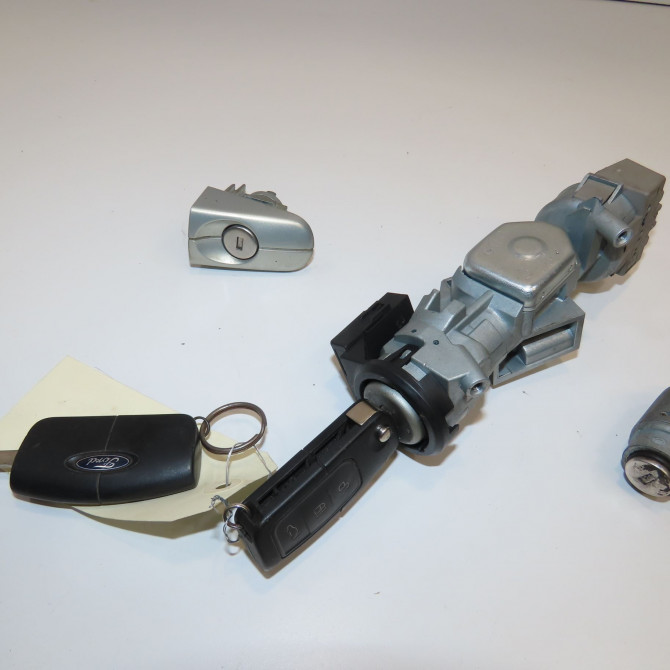 Kit serrures + antivol occasion FORD CMAX I Phase 2 03-2007->09-2010 1.6 TDCI 90ch 5127035 1