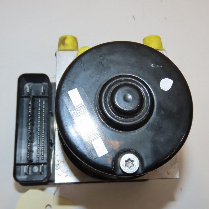 Unité hydraulique ABS occasion FORD CMAX I Phase 2 03-2007->09-2010 1.6 TDCI 90ch 1692806 1