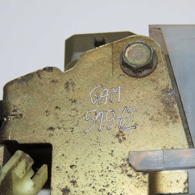 Serrure porte avg occasion RENAULT CLIO II Phase 2 06-2001->07-2006 1.4i 16v 7700434604 4