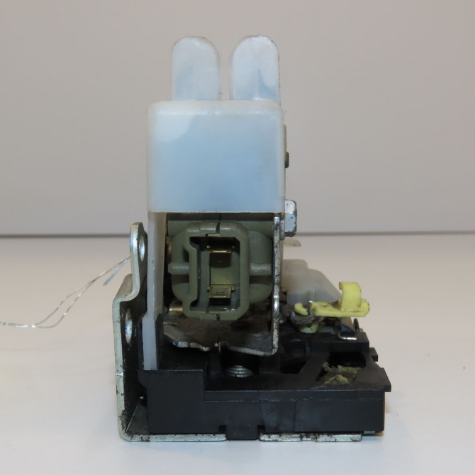 Serrure porte avg occasion RENAULT CLIO CAMPUS II Phase 2 07-2009->12-2012 1.5 DCI 85ch 7700434604 3