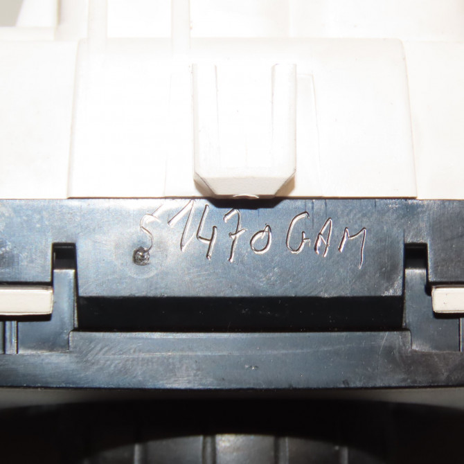 Commande de chauffage occasion RENAULT CLIO IV Phase 1 07-2012->... 1.5 DCI 90ch 275704632R 4