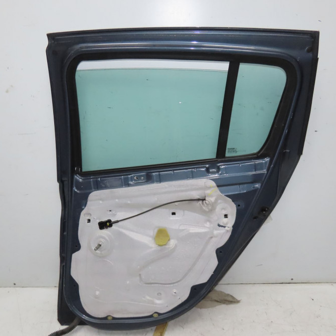 Porte arrière droite occasion RENAULT CLIO III Phase 2 03-2009->12-2014 1.2i 16v 75ch 7751476192 2