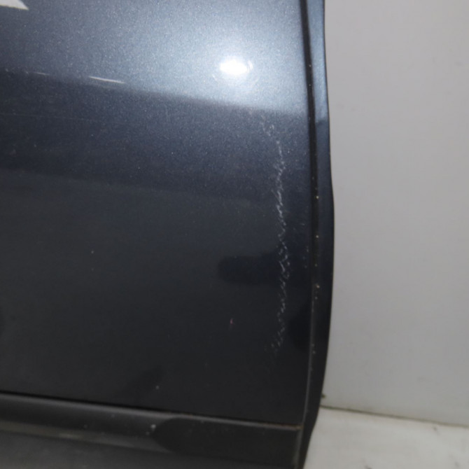 Porte arrière droite occasion RENAULT CLIO III Phase 2 03-2009->12-2014 1.2i 16v 75ch 7751476192 3