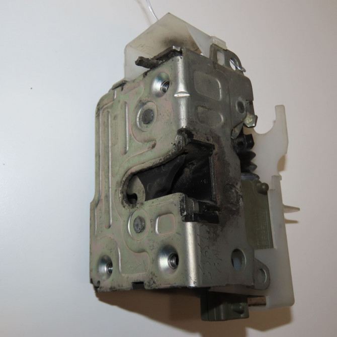 Serrure porte avg occasion RENAULT CLIO CAMPUS II Phase 2 07-2009->12-2012 1.2i 60ch 7700434604 1