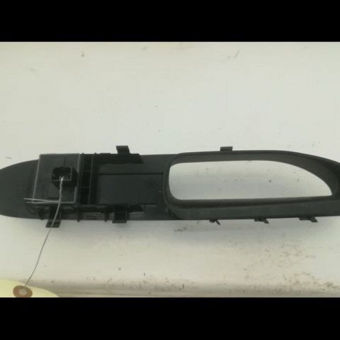 Commande lève-glace porte avant gauche occasion SEAT CORDOBA II Phase 1 10-2002->05-2009 6Q09598589B9 2