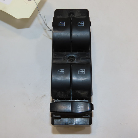 Commande lève-glace porte avant gauche occasion RENAULT KOLEOS I Phase 1 06-2008->12-2011 2.0 DCI 150ch