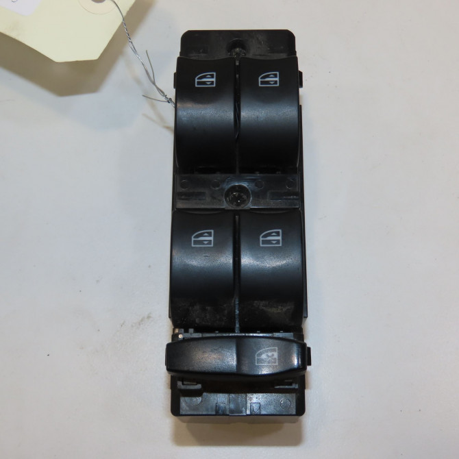 Commande lève-glace porte avant gauche occasion RENAULT KOLEOS I Phase 1 06-2008->12-2011 2.0 DCI 150ch 1