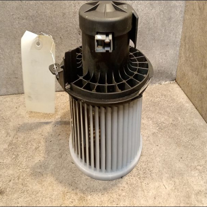 Ventilateur de chauffage occasion RENAULT KOLEOS I Phase 1 06-2008->12-2011 2.0 DCI 16v 150ch 27226JY10A 1