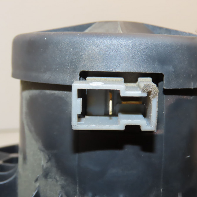 Ventilateur de chauffage occasion RENAULT KOLEOS I Phase 1 06-2008->12-2011 2.0 DCI 150ch 27226JY10A 4