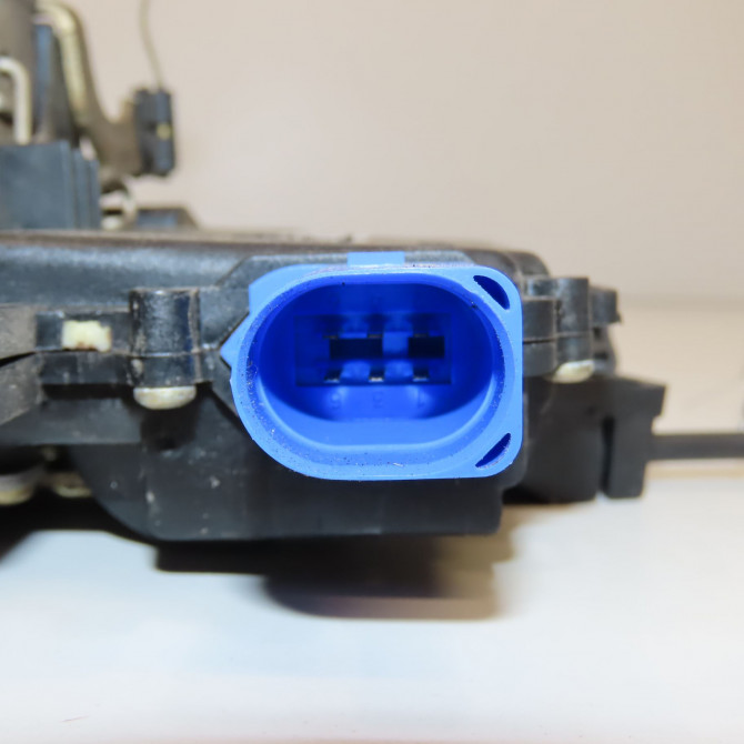 Serrure porte ard occasion SKODA FABIA I Phase 2 09-2004->05-2007 1.2i 55ch 5J0839016 4